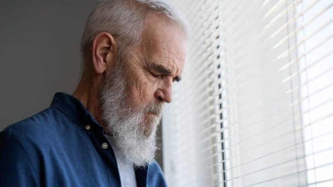 Sociólogo Serge Guérin aponta os 55 anos como marco em que escolhas antigas ficam mais visíveis, mas ainda dá tempo de mudar
