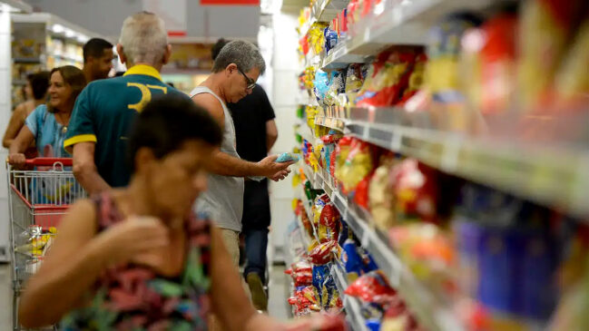 Sindicato que representa os funcionários pede a redução da jornada semanal de 40 para 36 horas