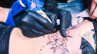 Busca por remoção de tatuagens é um fenômeno que cresce de forma silenciosa no Brasil