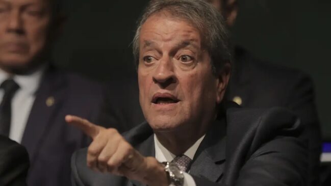 Presidente nacional do PL, Valdemar Costa Neto, negou racha no partido