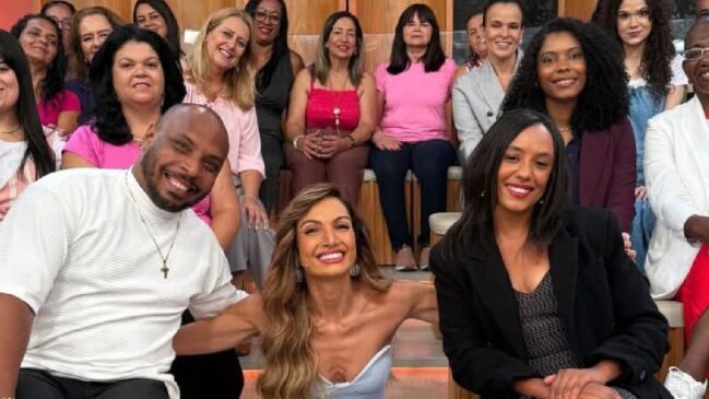 Patrícia Poeta com plateia durante programa desta segunda-feira (2/2) na Globo