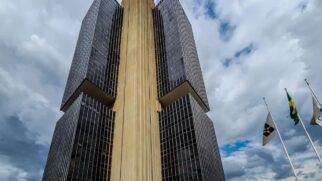 Banco Central do Brasil, em Brasília, define a taxa Selic e impacta diretamente a economia e o bolso dos brasileiros.