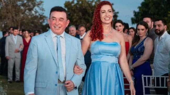 Lorena Alves Batista, única filha mulher do cantor Amado Batista, morreu na noite desta sexta-feira (13/3), aos 46 anos