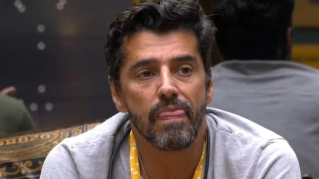 Ele tem 49 anos e é natural de Manhuaçu, no interior de Minas Gerais