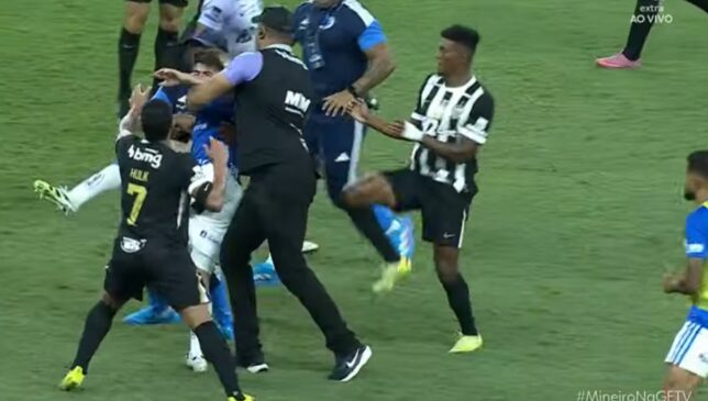 Hulk, Lucas Romero e outros jogadores participaram da pancadaria