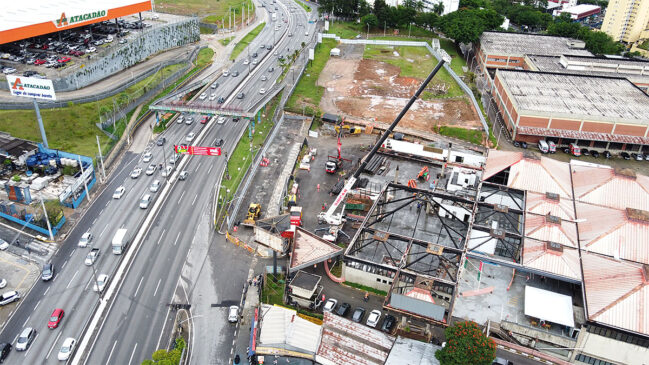 Taboão da Serra retoma mão dupla em vias do Parque Assunção após testes de trânsito