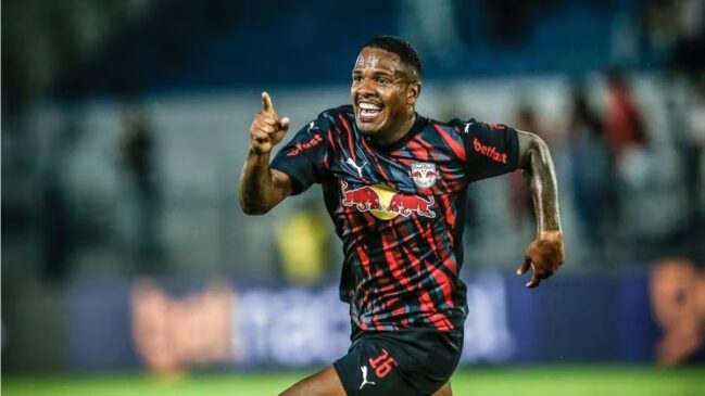 Jogador já havia sido multado anteriormente pelo próprio clube