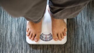Atualmente, cerca de 25,7% dos adultos brasileiros convivem com a obesidade no Brasil, de acordo com dados da Vigitel