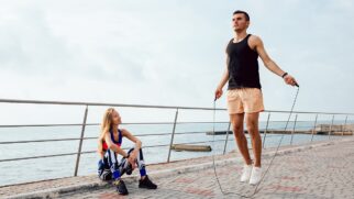 Jump Rope é uma modalidade esportiva baseada no ato de pular corda