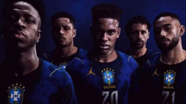 O uniforme azul foi apresentado na última quinta-feira (12/3) pela Nike, em um evento promovido em São Paulo
