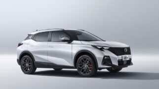 A iniciativa acompanha uma tendência crescente no setor automotivo de integrar plataformas digitais à jornada de compra