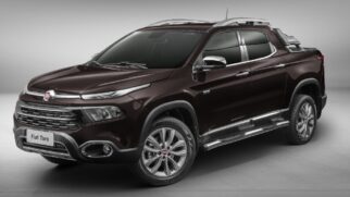No final do ano passado, a nova linha da Toro chegou ao mercado com design alinhado à nova identidade visual da Fiat,
