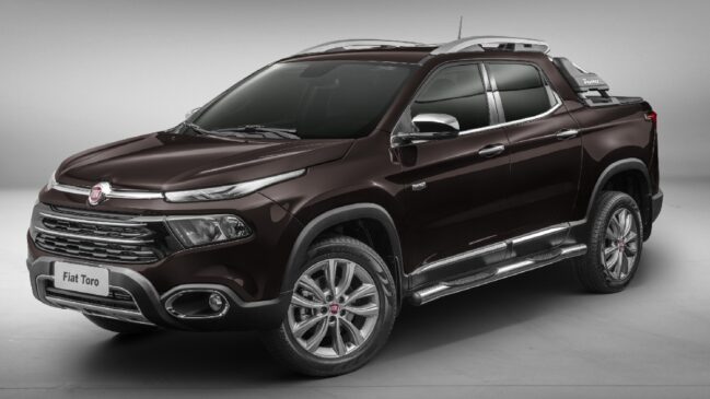 No final do ano passado, a nova linha da Toro chegou ao mercado com design alinhado à nova identidade visual da Fiat,