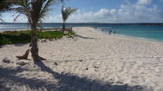 Diferente de destinos caribenhos mais populares, como as Bahamas ou Cancún, Anguilla entrega privacidade e conforto em um só lugar