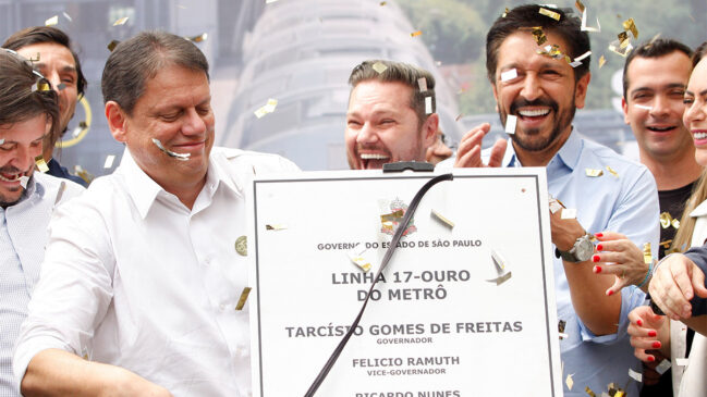 Momento do início oficial da operação da Linha 17-Ouro, na zona sul de São Paulo