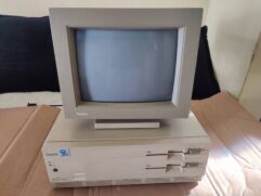 Computador Itautec da década de 90