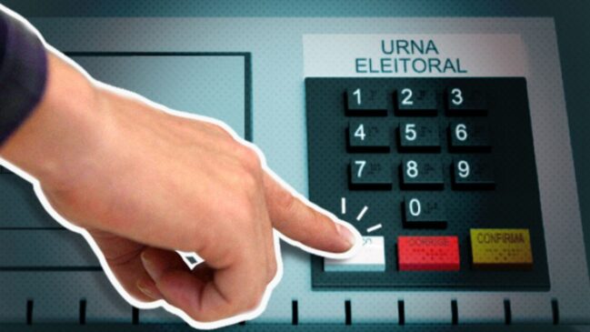No momento da votação, apertar a tecla de voto em branco ou digitar um número inexistente para anular é um direito de manifestação. Contudo, essa decisão não tem poder jurídico para anular o pleito; ela apenas retira o eleitor do cálculo que define o venc