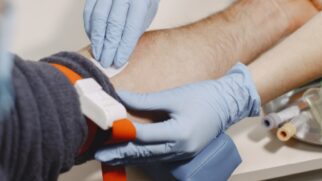 Descoberta aponta que biomarcadores presentes no sangue podem revelar pistas importantes sobre o envelhecimento