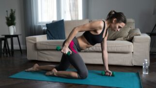 Estudos indicam que pausas de poucos minutos de atividade vigorosa já geram efeitos importantes para a saúde