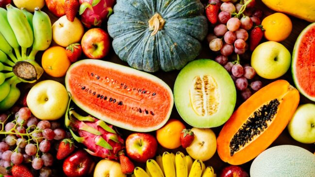Algumas frutas reúnem compostos que favorecem a digestão e são melhor toleradas durante as crises