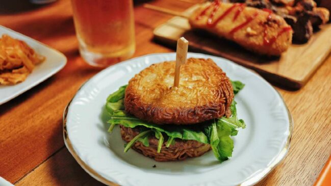 Invasão asiática gratuita promete parar o Largo da Batata com shows e gastronomia