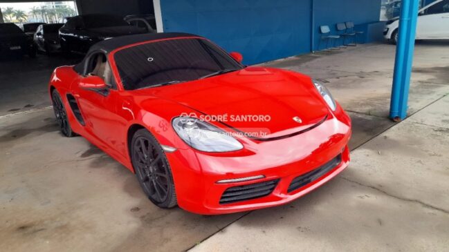Automóvel encontra-se no pátio do leiloeiro na Monte Mor, no interior de São Paulo