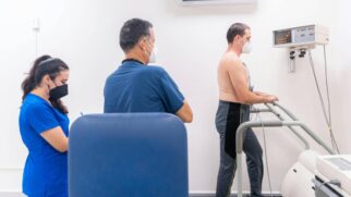 Teste ergométrico mede o VO2 máximo e ajuda a avaliar o risco cardiovascular além do colesterol.