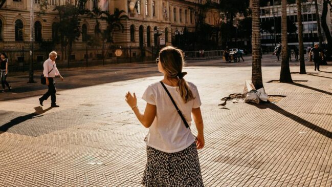 Com boa estrutura turística e experiências transformadoras, esses lugares mostram que viajar sozinha pode ser mais leve e seguro do que parece