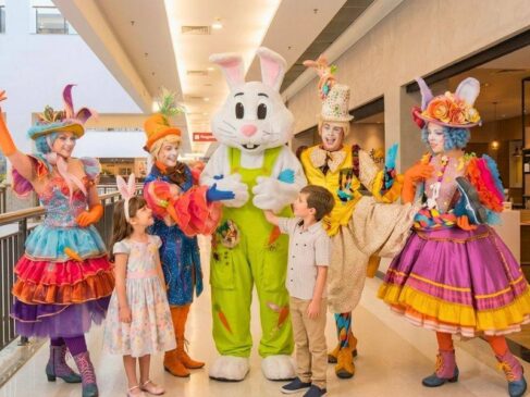 Shopping Praça da Moça recebe coelhinho e faz parada de graça com chocolate