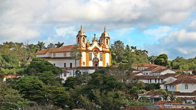 Visitar Tiradentes permite a mistura de um combo de história, cultura, gastronomia e natureza de forma prática e enriquecedora