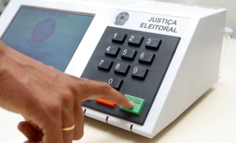 A regra atual, contudo, não permite que partidos coligados para governador façam coligação diferente para senador/Nelson Jr/TSE
