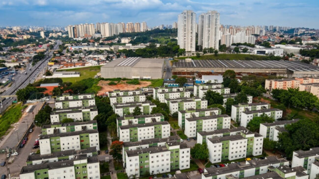 Sem área rural e com ocupação totalmente urbana, Taboão da Serra cresceu espremida na Grande São Paulo e virou retrato do adensamento brasileiro.