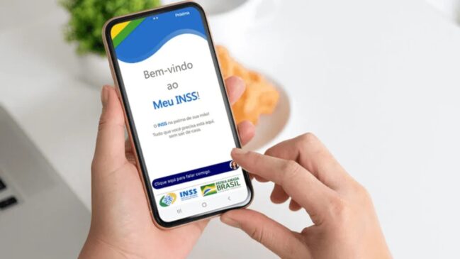 42,4% dos aposentados e pensionistas ouvidos afirmaram desconhecer o aplicativo ou site "Meu INSS" Reprodução/Governo de SP