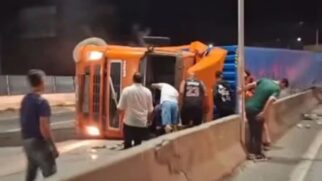 Acidente aconteceu por volta das 22h desta terça-feira (21/4), no sentido de São Paulo