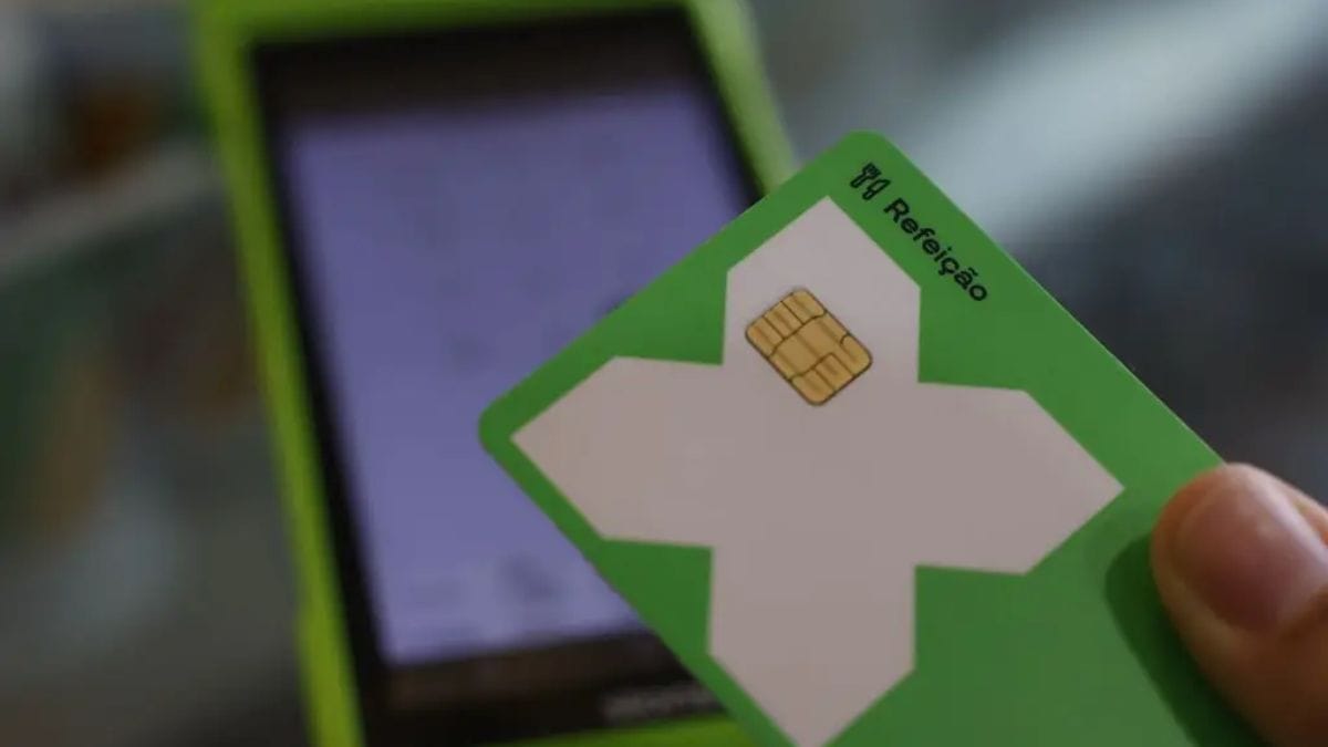 Cartão de Vale-Refeição passa por mudanças tecnológicas em 2026 para permitir a interoperabilidade total entre as operadoras do setor. Fernando Frazão/Agência Brasil