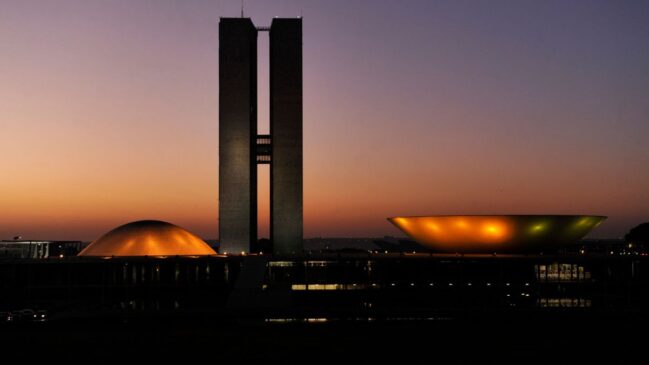 Muito além da superfície, o complexo do Congresso Nacional depende de uma rede técnica que assegura segurança, logística e operação diária (Foto: Agência Senado)