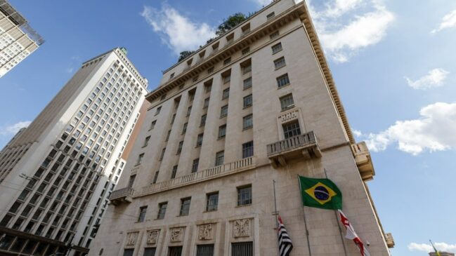 Prazo de desincompatibilização acelera mudanças na prefeitura da capital paulista