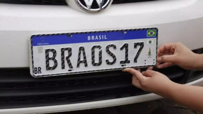 Mudança no modelo atual de identificação veicular ajudaria a polícia e as autoridades de trânsito a identificar a origem do veículo com maior facilidade