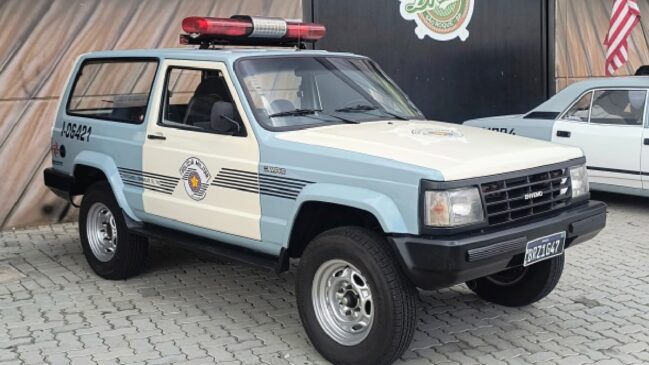 Evento no Parque Dream Car reúne o Clube das Viaturas e permite a entrada de modelos de qualquer marca; programação inclui mercado, shopping e lazer