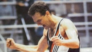 Reconhecido como o maior jogador da história do basquete brasileiro, Oscar Schmidt construiu uma carreira de quase 30 anos e recheada de títulos