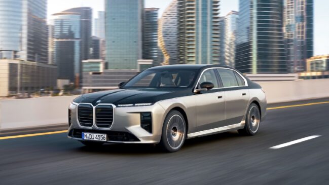 Ao iniciar a implementação das tecnologias da Neue Klasse, Dingolfing reassume o papel de principal fábrica dos novos modelos de luxo da BMW