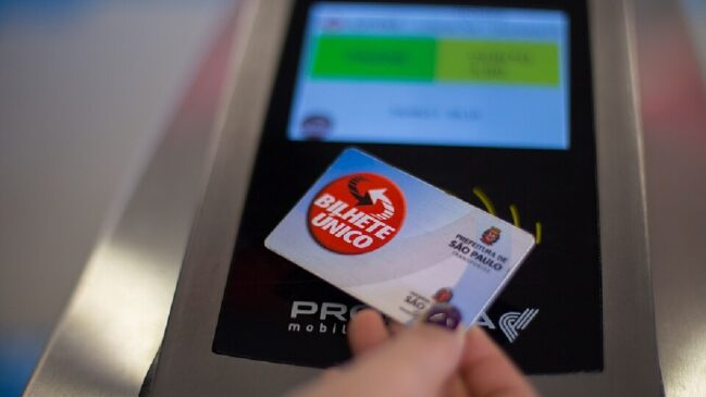 Gastos com transporte público podem comprometer até 20% do salário mínimo do trabalhador