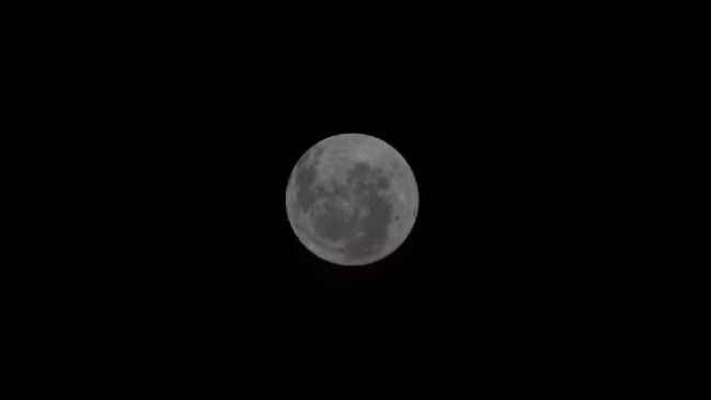 Artemis II conseguiu uma imagem inédita da Lua feita por humanos