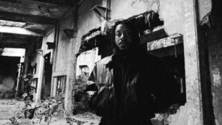 Lançado em 2016, o disco rapidamente se tornou um marco do hip-hop brasileiro
