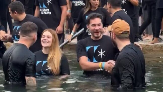 Viih Tube e Eliezer se batizaram na igreja Batista em 2025, o influenciador também participou do Legendários