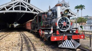 Ferrovia foi inaugurada em 28 de agosto de 1881 por Dom Pedro II