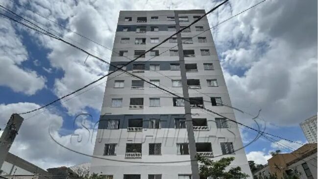 Entre os lotes disponíveis está um apartamento no bairro Jardim Monte Kemel