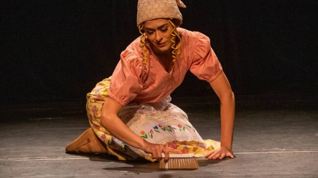 Projeto "Domingo é Dia de Teatro" acontece, em geral, no último domingo de cada mês