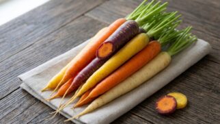 Cada tonalidade guarda nutrientes diferentes e pode trazer benefícios específicos para a saúde