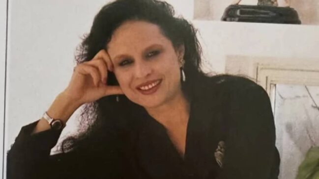 Nascida em Roma, em 1945, Giovanna se mudou ainda jovem para o Brasil, após uma temporada nos Estados Unidos